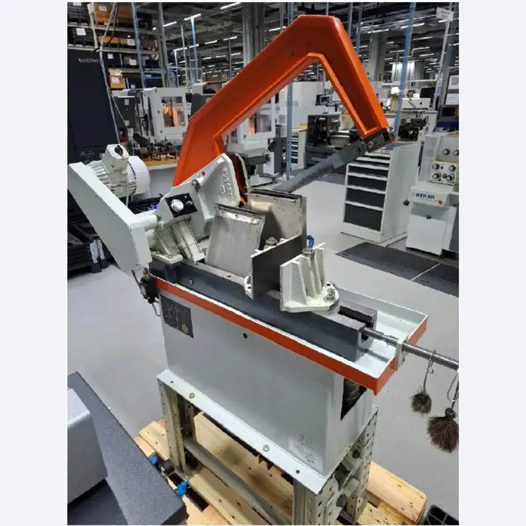 Well-maintained mechanical equipment-1