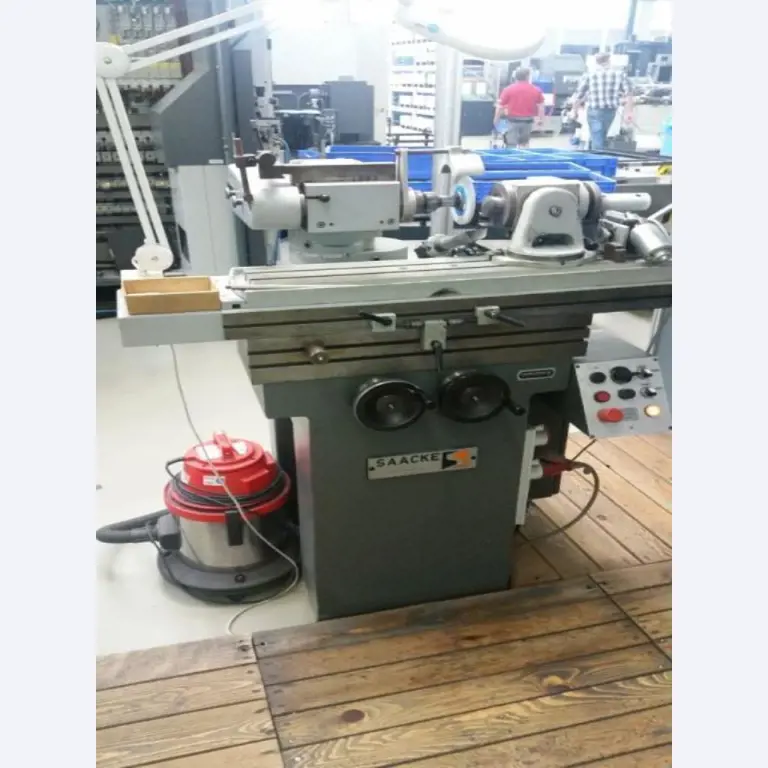 Gepflegte Bearbeitungszentren-1