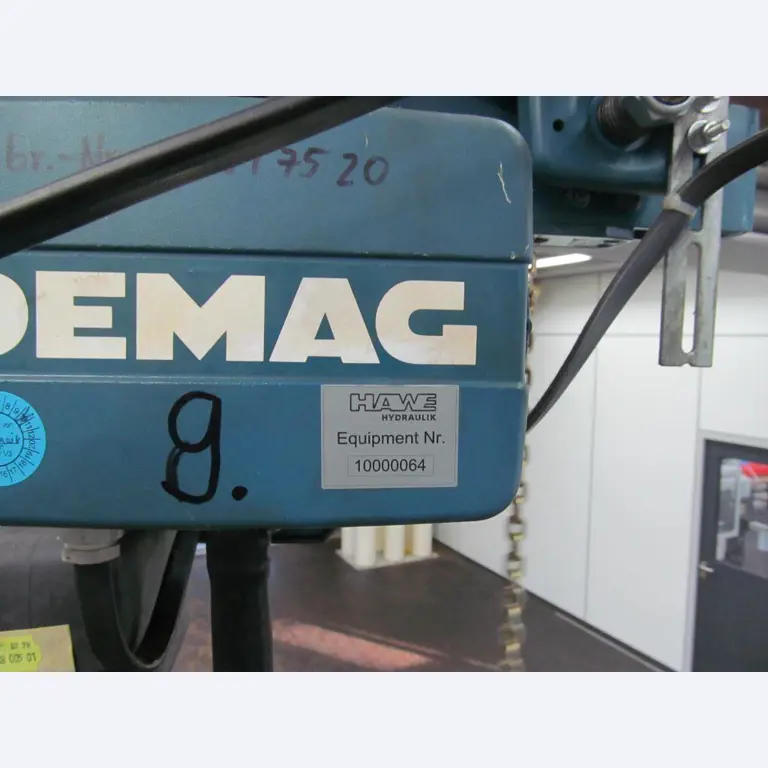 Gepflegte maschinelle Einrichtung-2