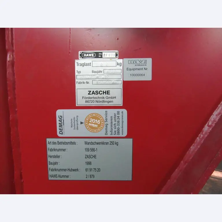 Gepflegte maschinelle Einrichtung-5