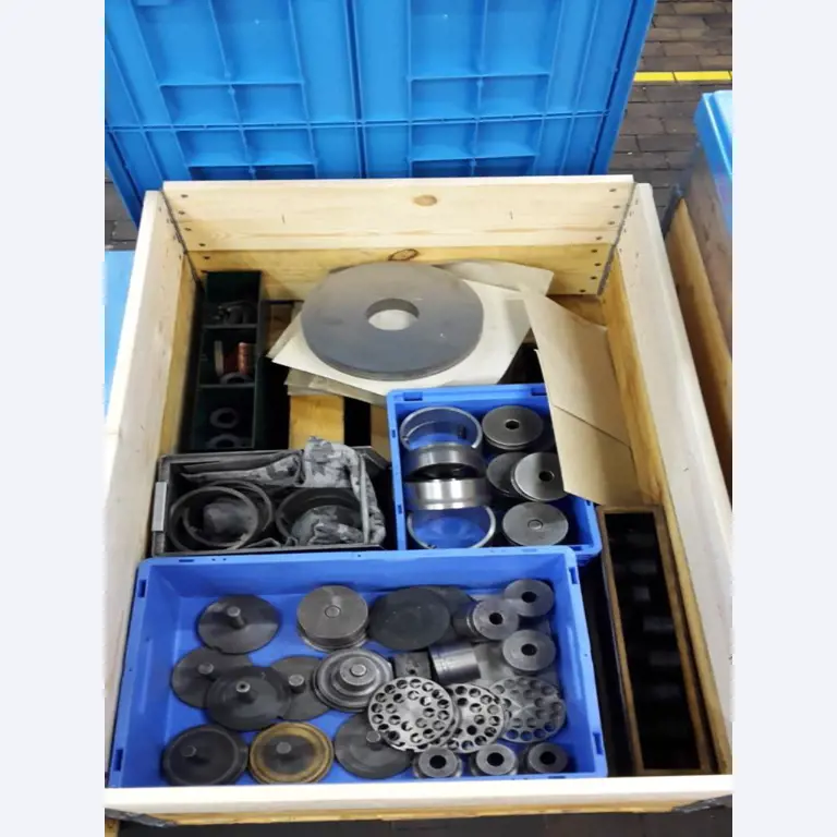 Gepflegte Bearbeitungszentren-10