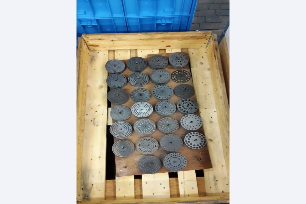 Gepflegte Bearbeitungszentren-8