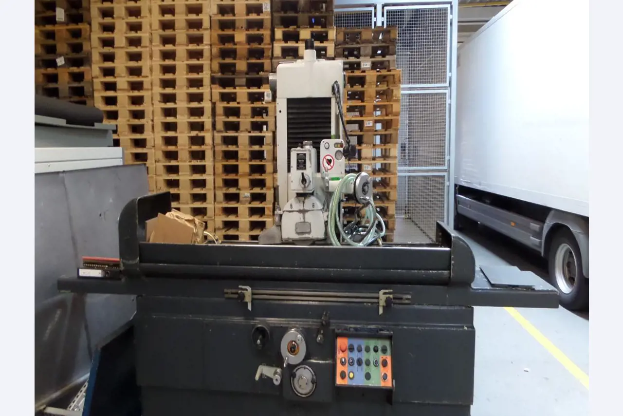 Gepflegte Bearbeitungszentren-12