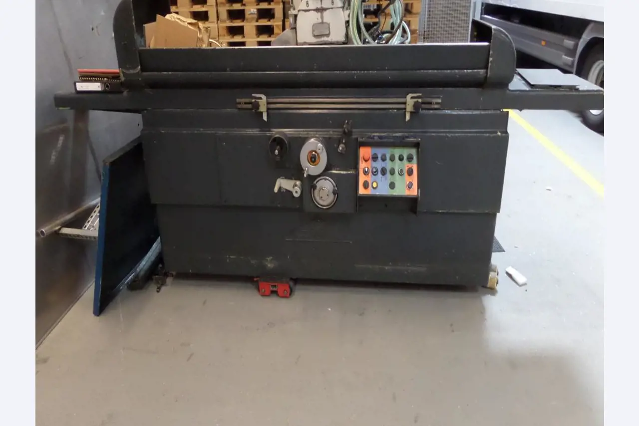 Gepflegte Bearbeitungszentren-13