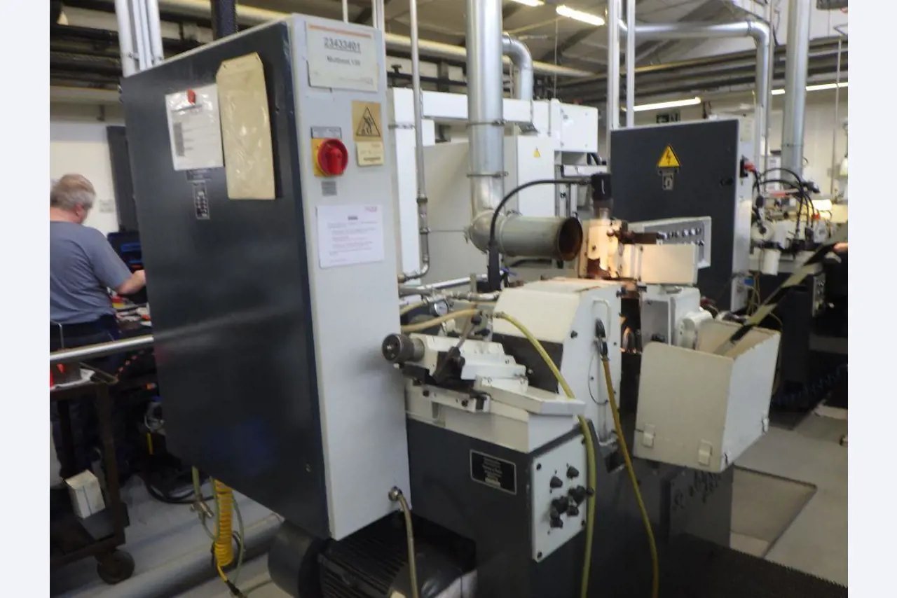 Well-maintained mechanical equipment-4