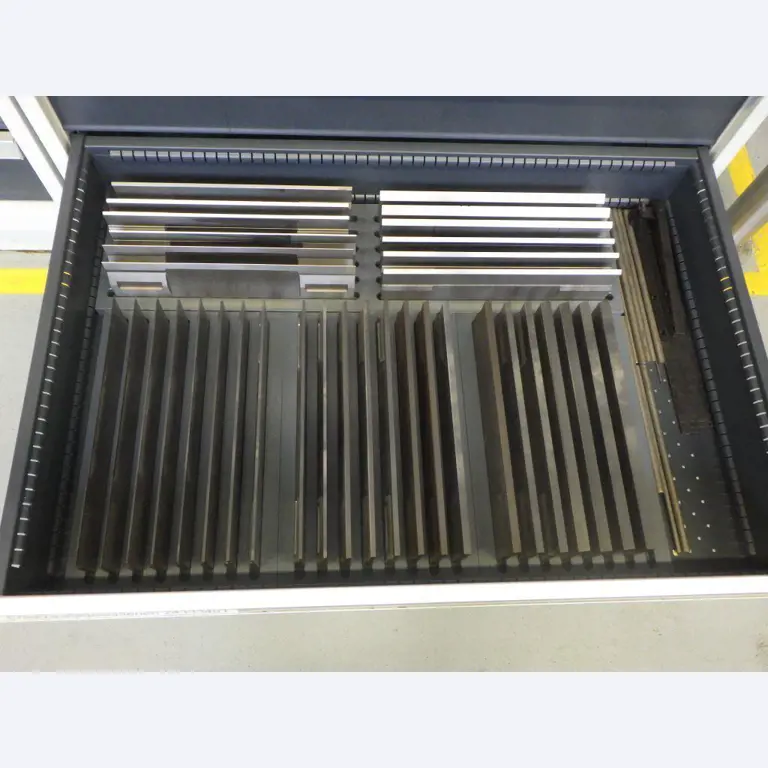 Well-maintained mechanical equipment-5