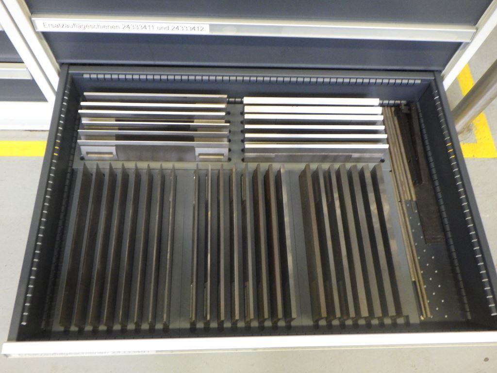 Well-maintained mechanical equipment-6