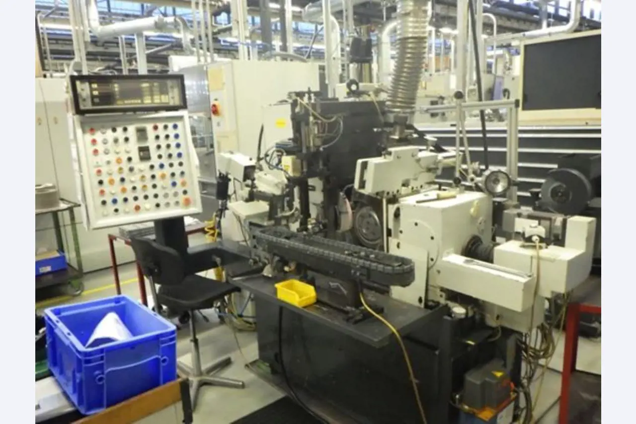 Gepflegte Bearbeitungszentren-1