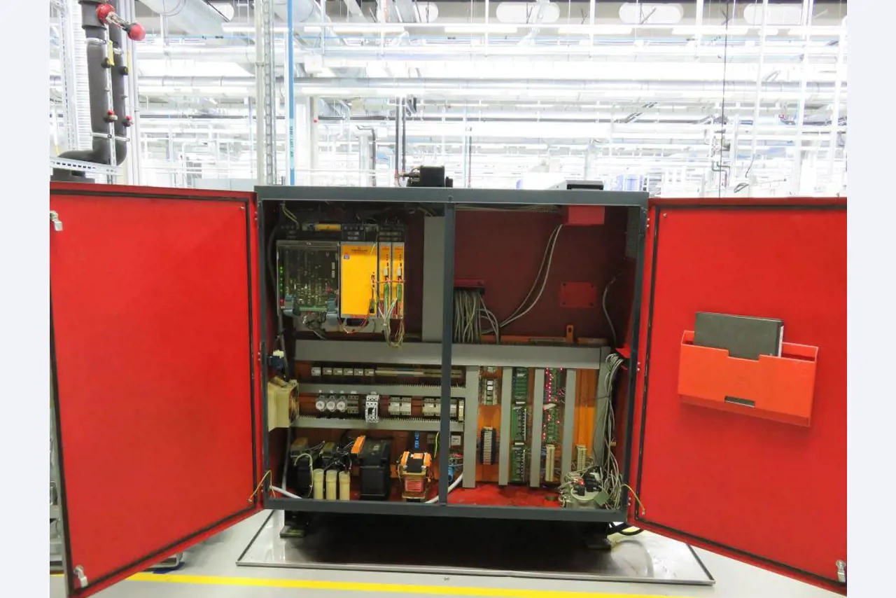 Gepflegte Bearbeitungszentren-6