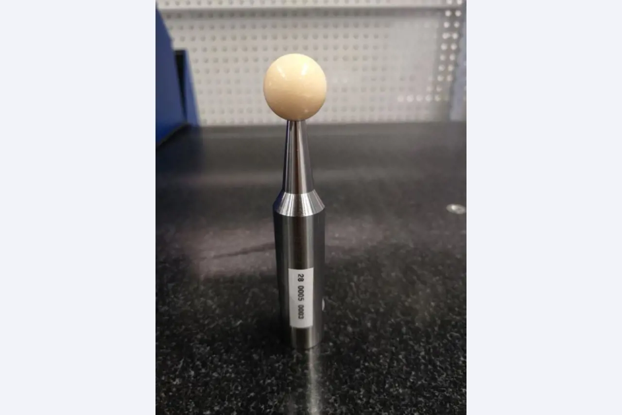 Well-maintained mechanical equipment-6