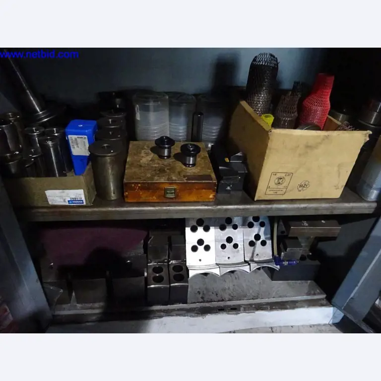 Machines et installations techniques entretenues pour le travail de l'acier et de la tôle-9