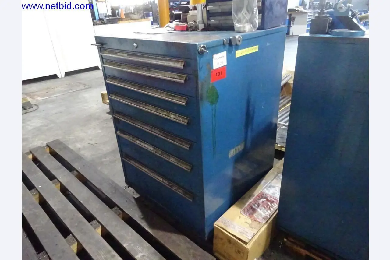 Well-maintained machines and technical systems for steel and sheet metal processing-1