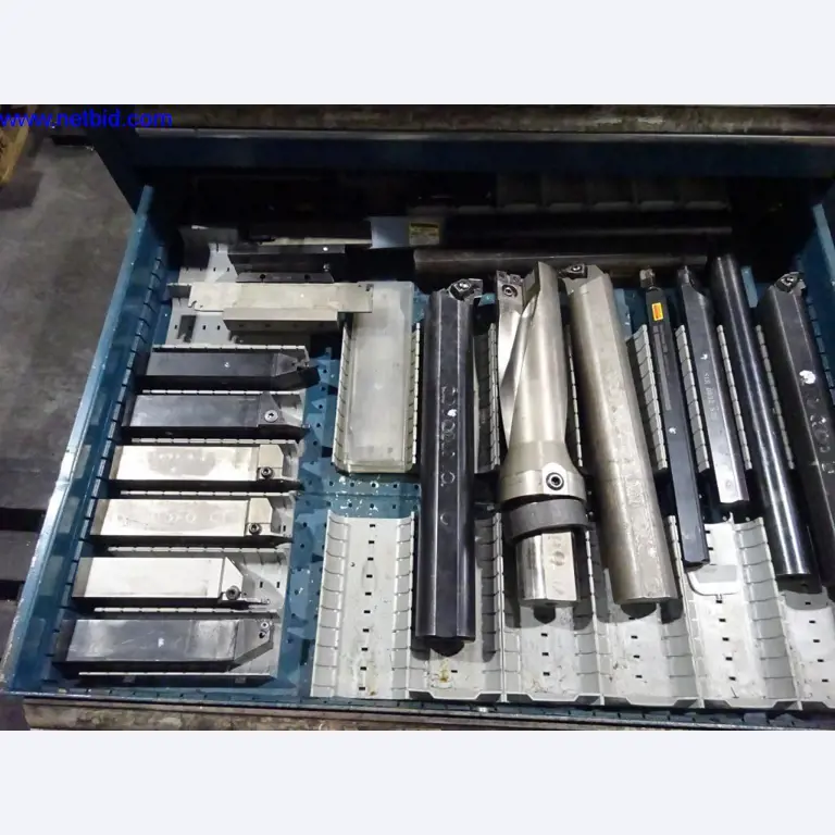 Well-maintained machines and technical systems for steel and sheet metal processing-3