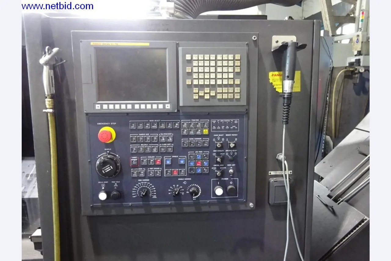 Vzdrževal stroje in tehnično opremo za obdelavo jekla in pločevine-12