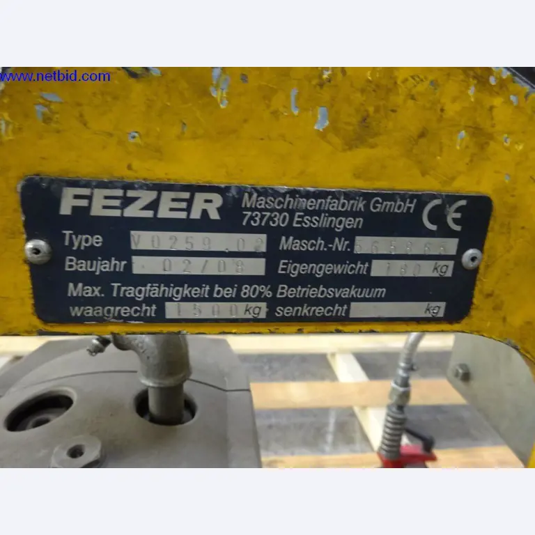 Vzdrževal stroje in tehnično opremo za obdelavo jekla in pločevine-4