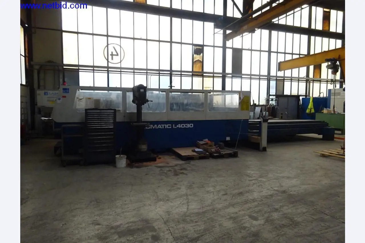 Well-maintained machines and technical systems for steel and sheet metal processing-2