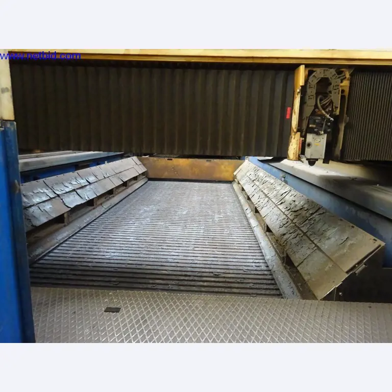 Well-maintained machines and technical systems for steel and sheet metal processing-5