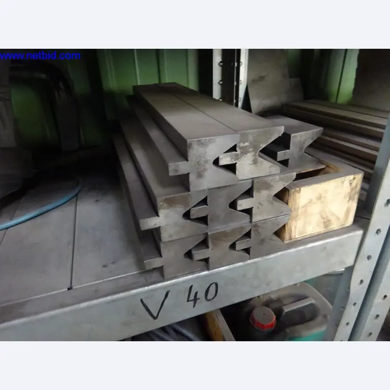 Konserwacja maszyn i urządzeń technicznych do obróbki stali i blach-18