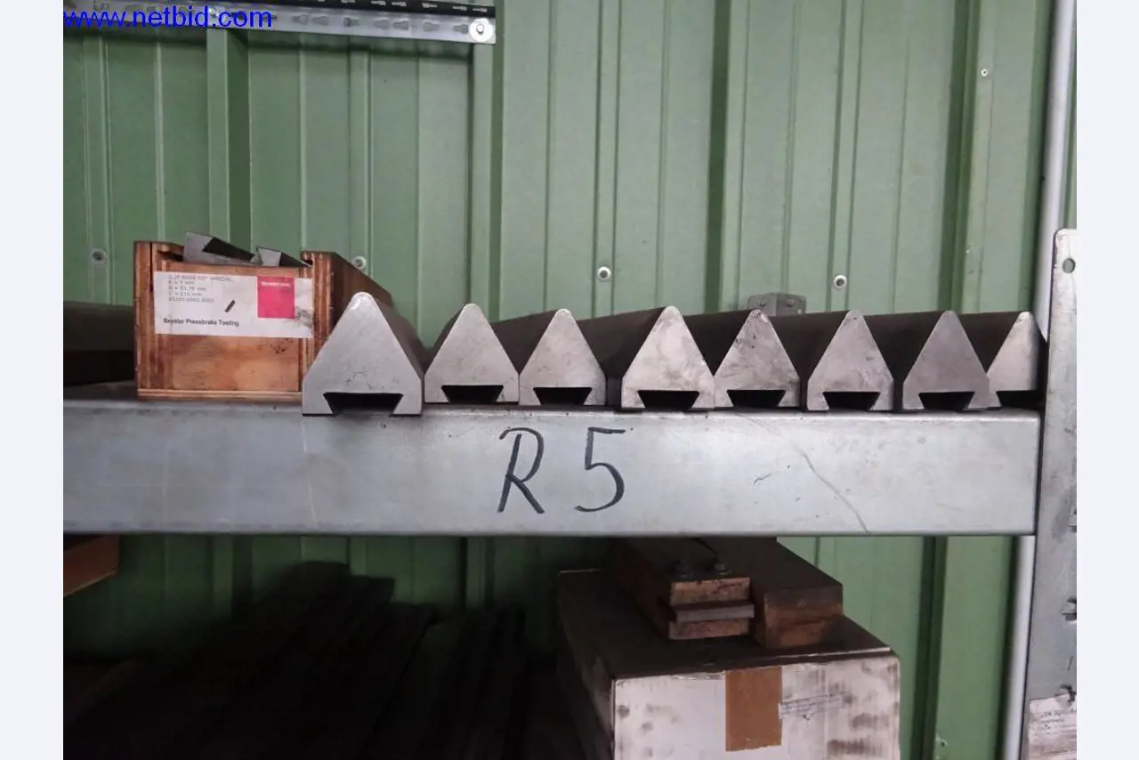 Konserwacja maszyn i urządzeń technicznych do obróbki stali i blach-1