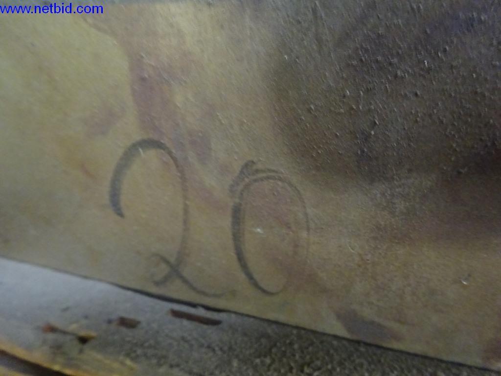 Well-maintained machines and technical systems for steel and sheet metal processing-8