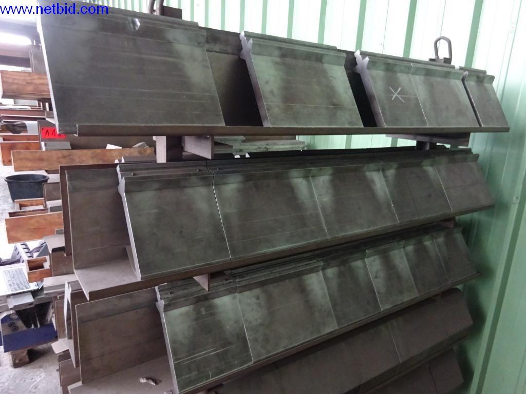 Well-maintained machines and technical systems for steel and sheet metal processing-27