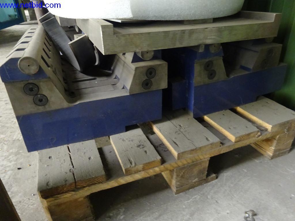 Well-maintained machines and technical systems for steel and sheet metal processing-32