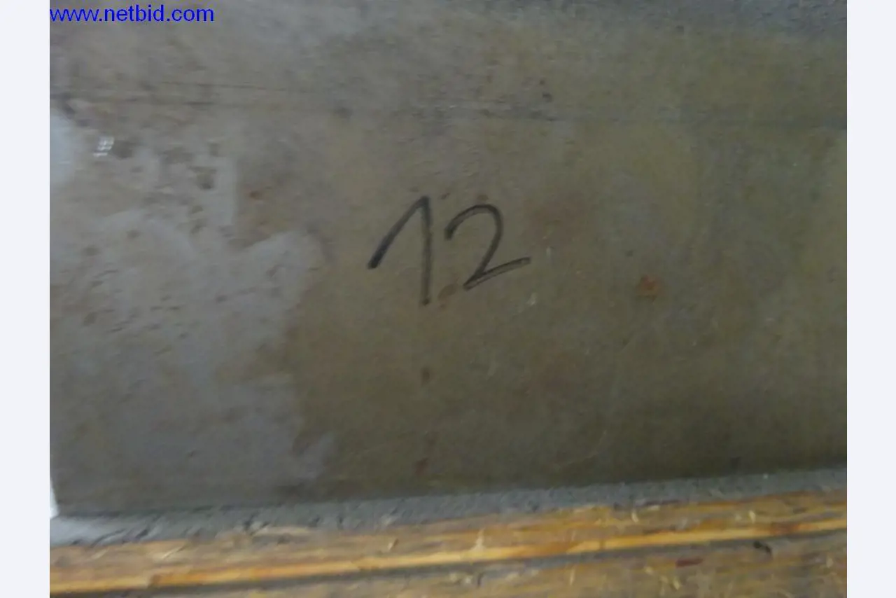 Machines et installations techniques entretenues pour le travail de l'acier et de la tôle-4