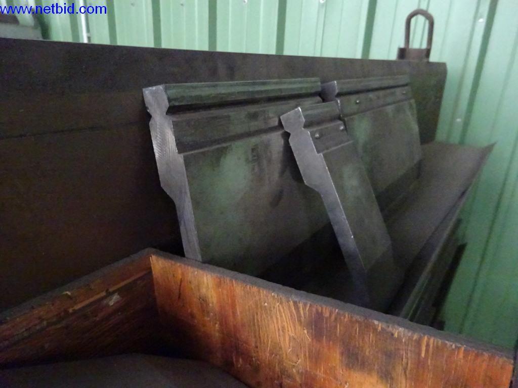 Well-maintained machines and technical systems for steel and sheet metal processing-6