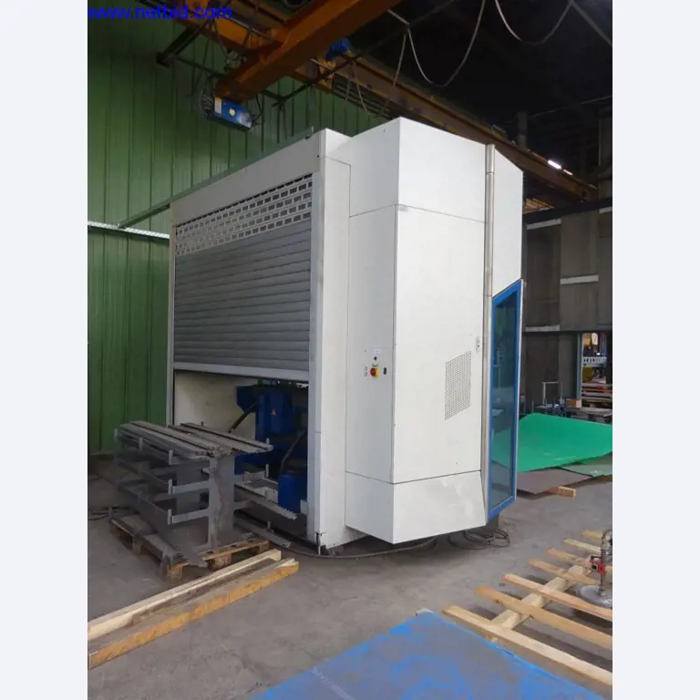 Vzdrževal stroje in tehnično opremo za obdelavo jekla in pločevine-2