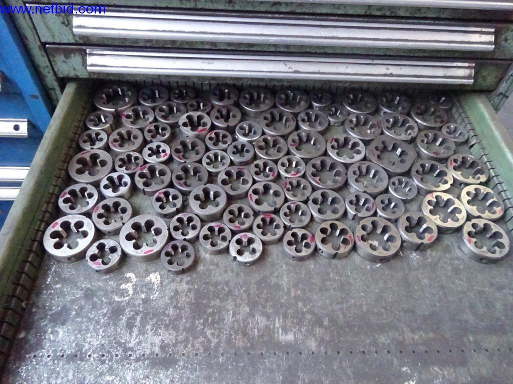 Well-maintained machines and technical systems for steel and sheet metal processing-5