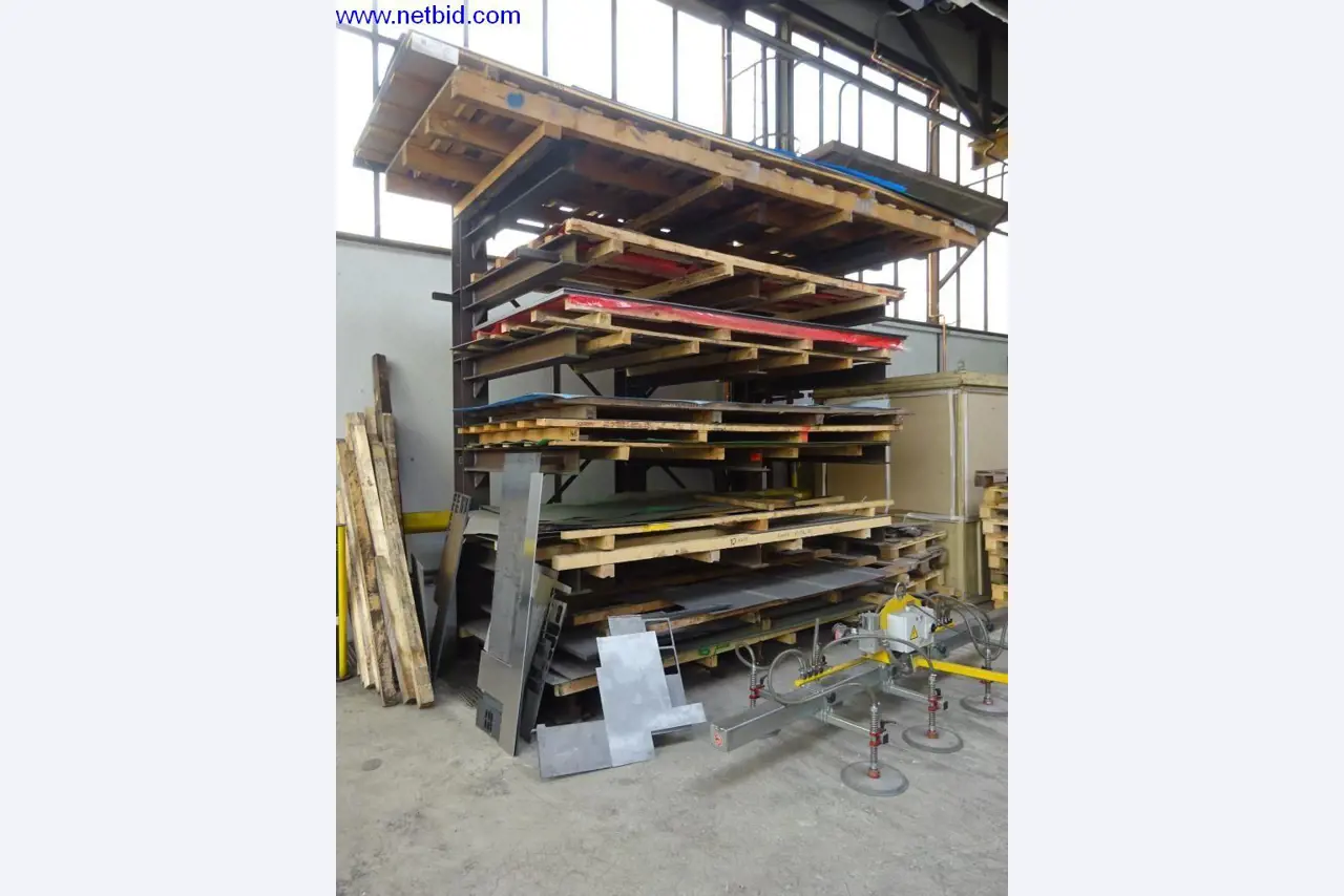 Well-maintained machines and technical systems for steel and sheet metal processing-1