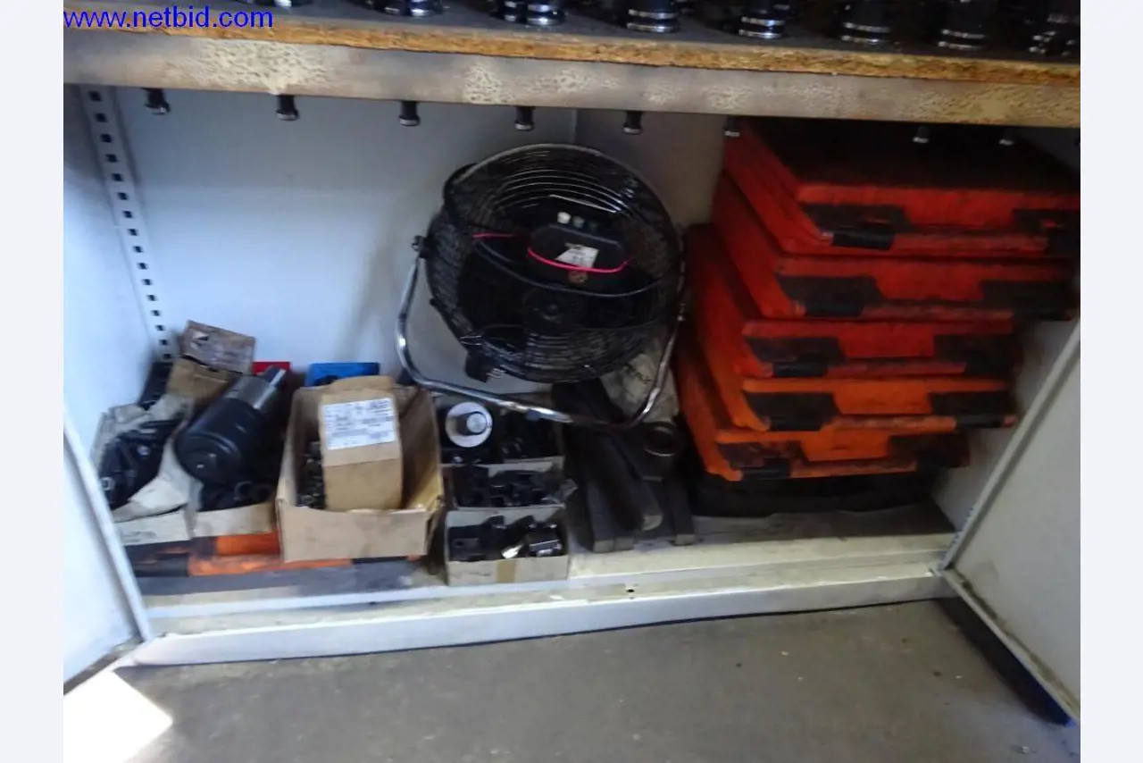 Well-maintained machines and technical systems for steel and sheet metal processing-3