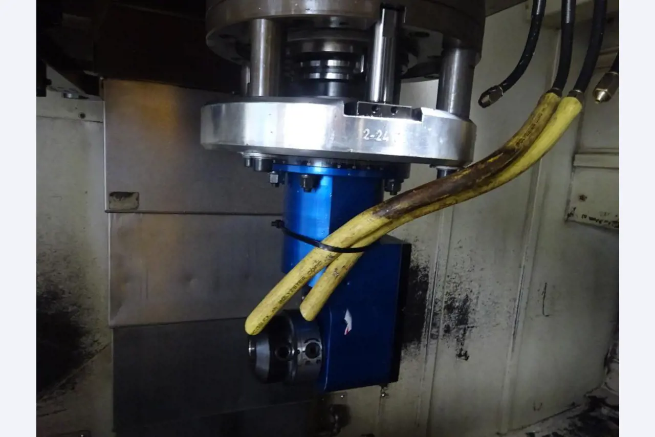 Well-maintained machines and technical systems for steel and sheet metal processing-9