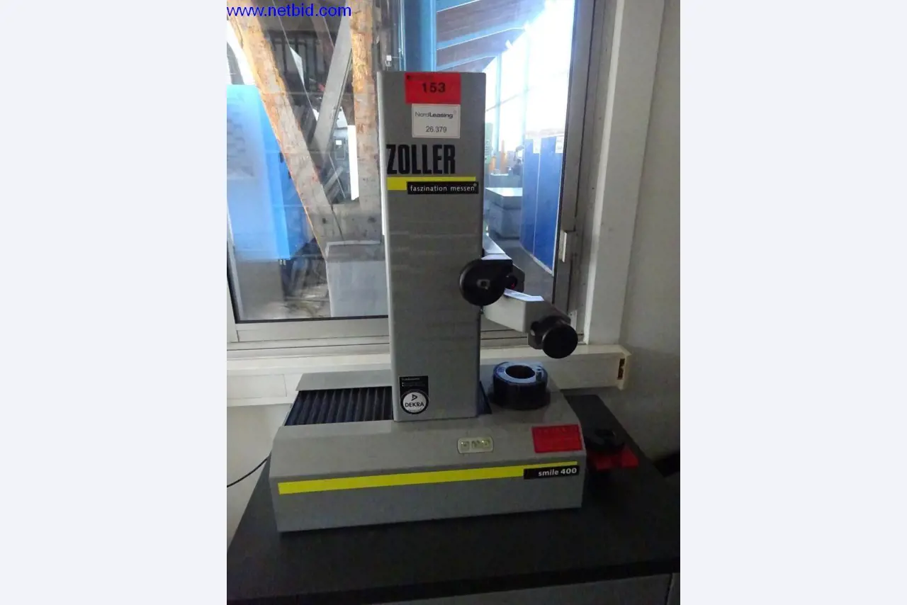 Vzdrževal stroje in tehnično opremo za obdelavo jekla in pločevine-2