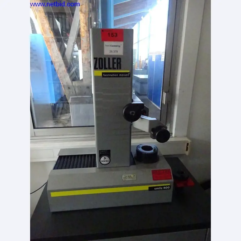 Vzdrževal stroje in tehnično opremo za obdelavo jekla in pločevine-2