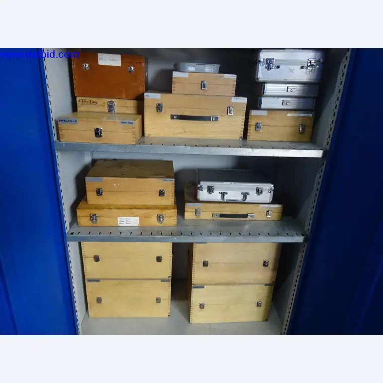 Vzdrževal stroje in tehnično opremo za obdelavo jekla in pločevine-5