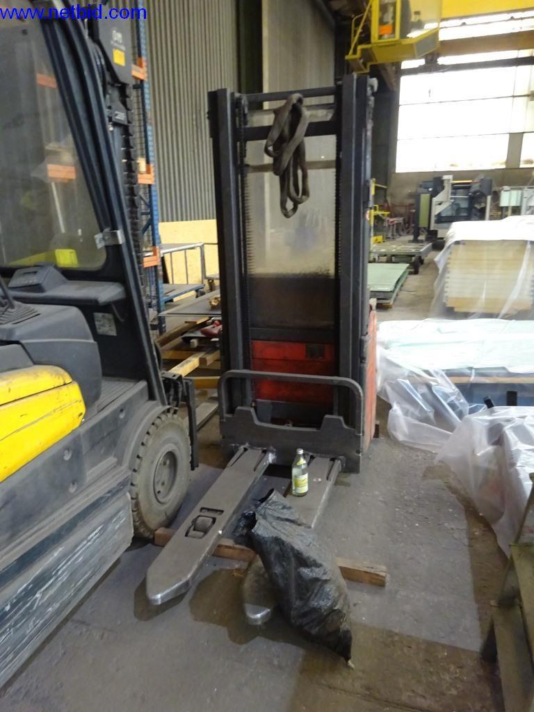 Well-maintained machines and technical systems for steel and sheet metal processing-1