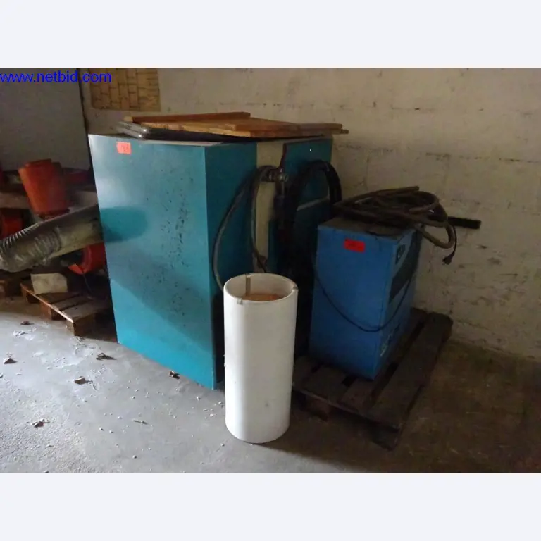 Vzdrževal stroje in tehnično opremo za obdelavo jekla in pločevine-1