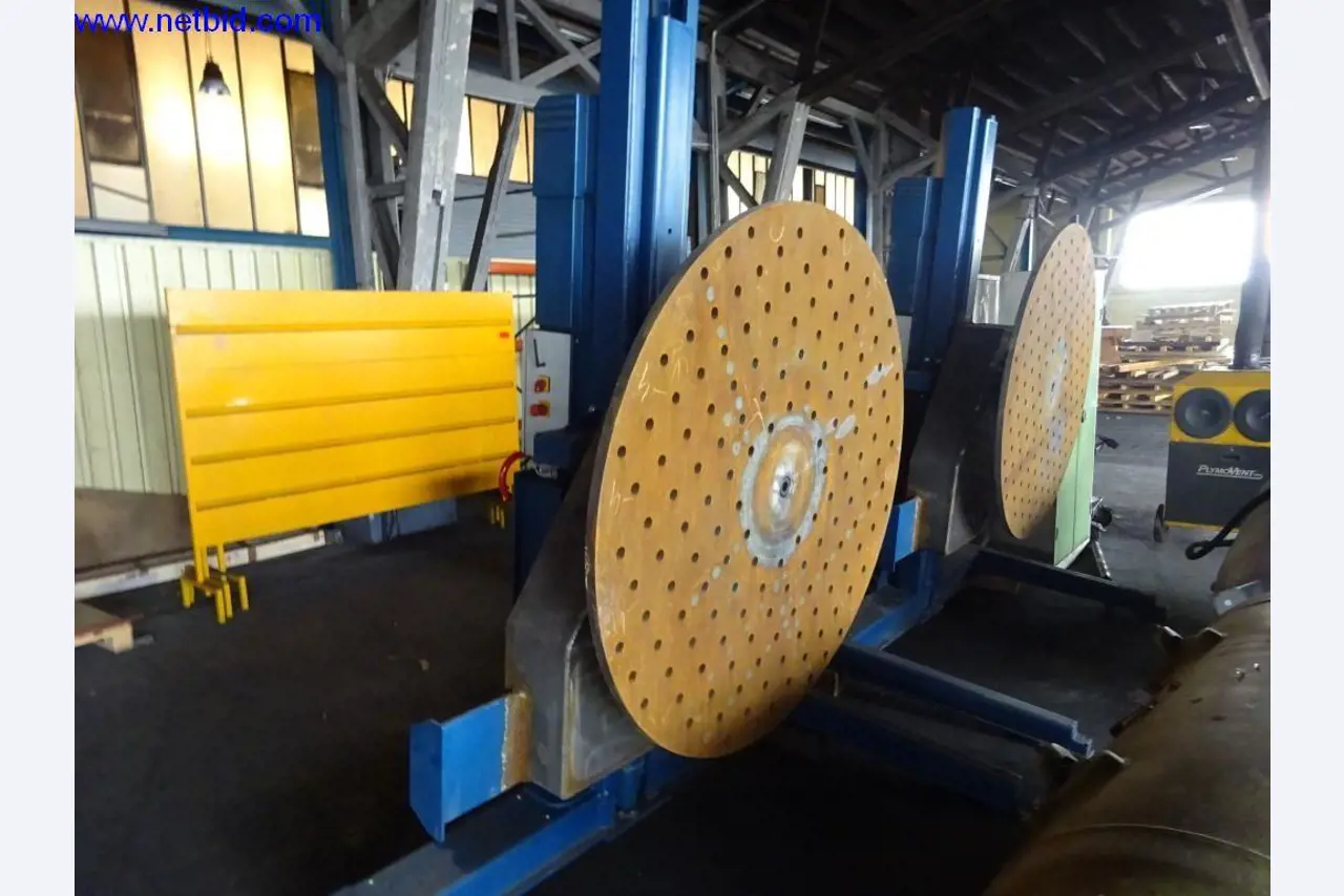 Vzdrževal stroje in tehnično opremo za obdelavo jekla in pločevine-2