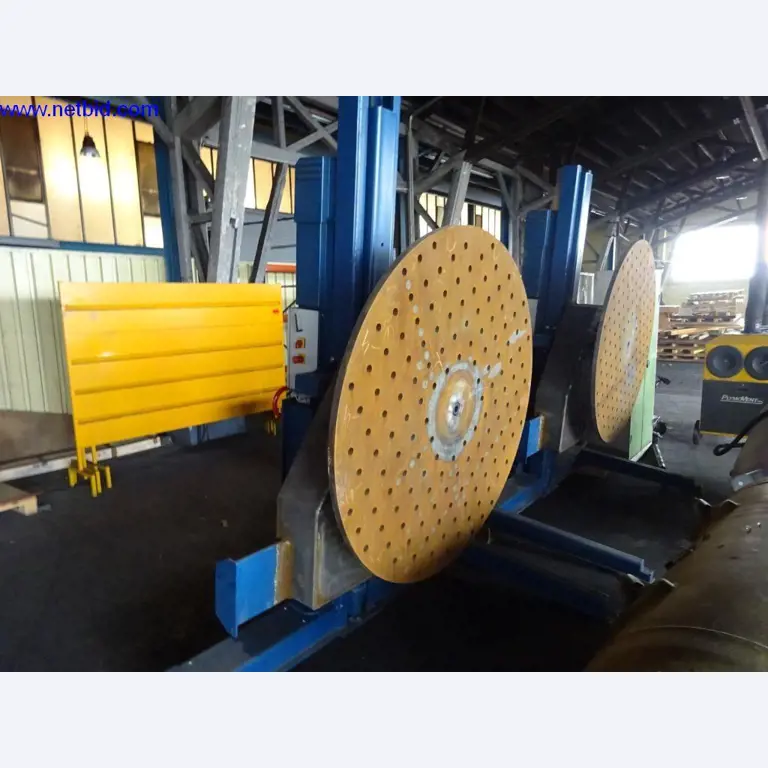 Vzdrževal stroje in tehnično opremo za obdelavo jekla in pločevine-2