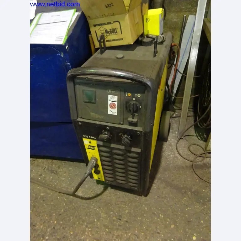 Machines et installations techniques entretenues pour le travail de l'acier et de la tôle-1