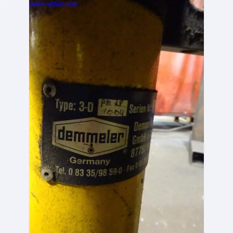 Well-maintained machines and technical systems for steel and sheet metal processing-4