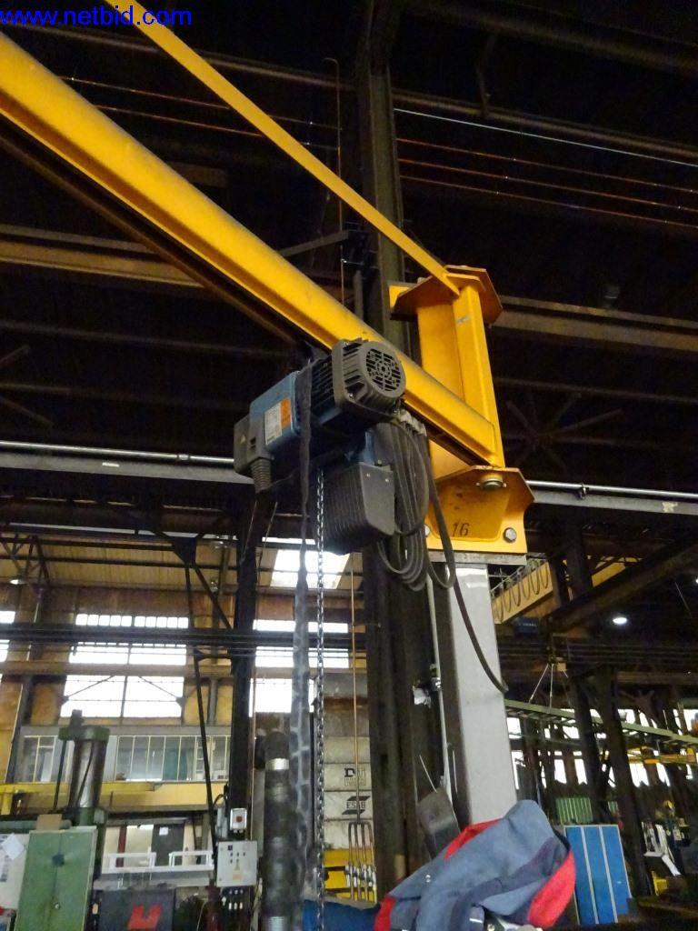 Well-maintained machines and technical systems for steel and sheet metal processing-2