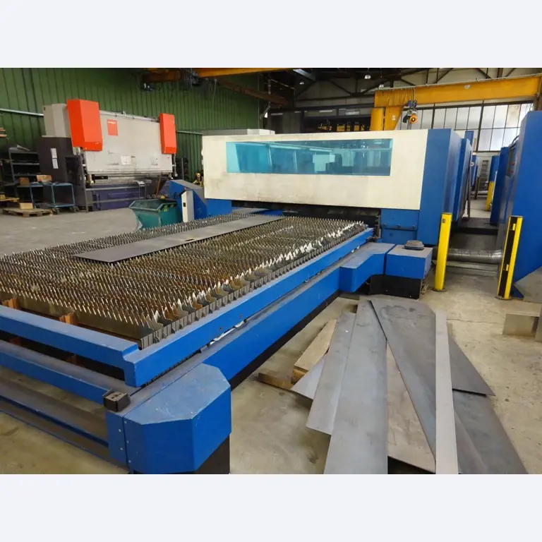 Well-maintained machines and technical systems for steel and sheet metal processing-2