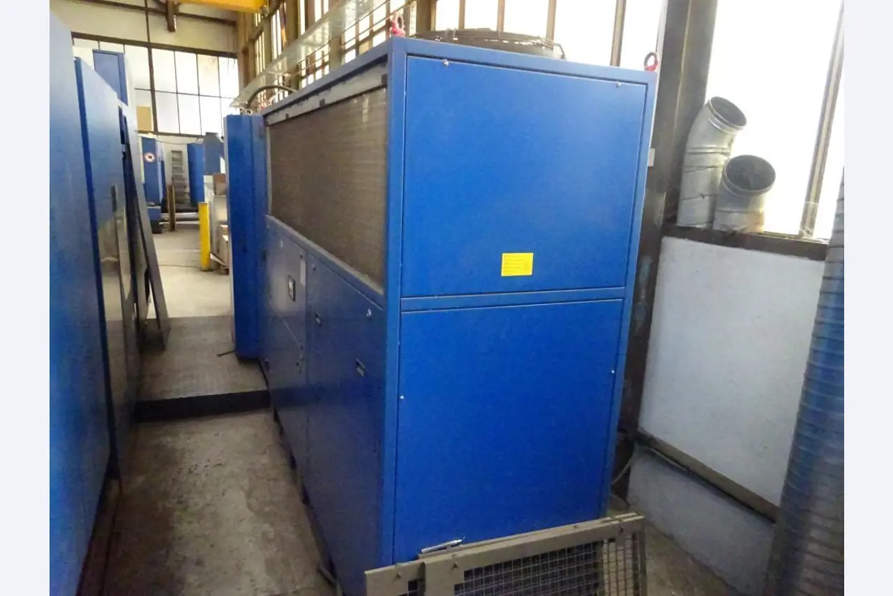 Well-maintained machines and technical systems for steel and sheet metal processing-6