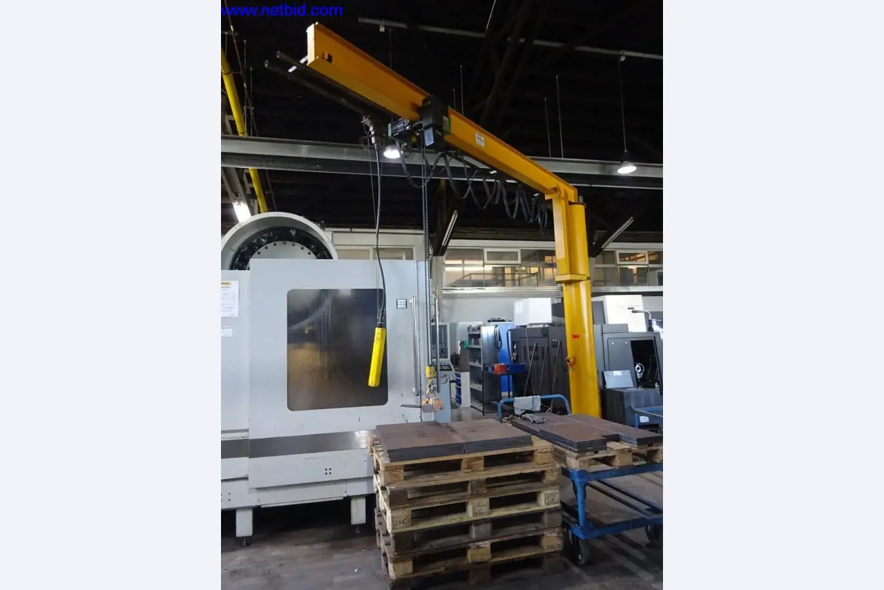 Well-maintained machines and technical systems for steel and sheet metal processing-1