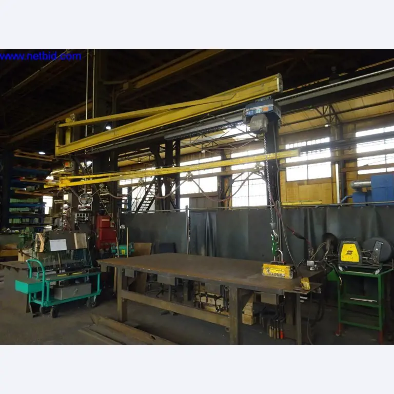 Mantenimiento de máquinas y equipos técnicos para la transformación del acero y la chapa.-1