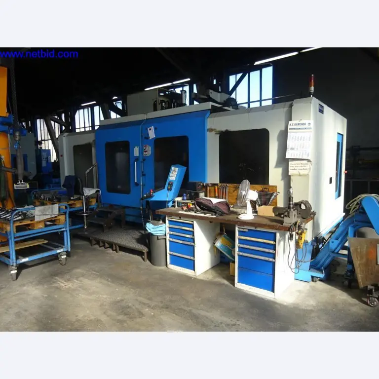 Vzdrževal stroje in tehnično opremo za obdelavo jekla in pločevine-2