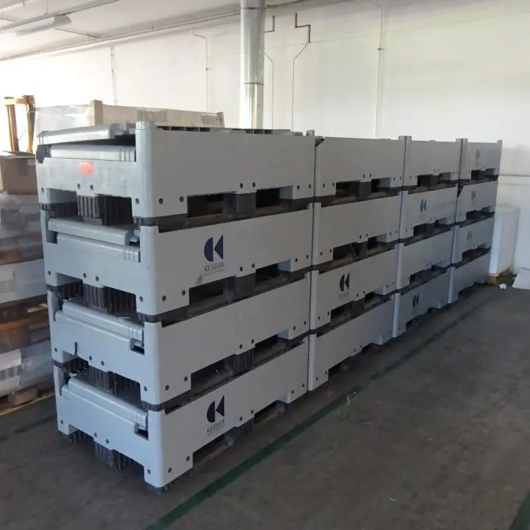 lot pallet boxes Auer