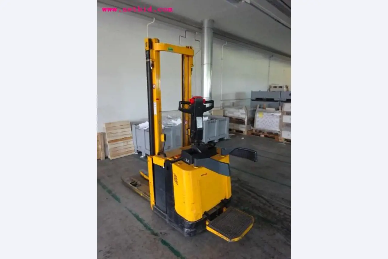 Máquinas de impressão digital, de pré-impressão e de pós-impressão<br>, bem como equipamento de escritório e comercial-1